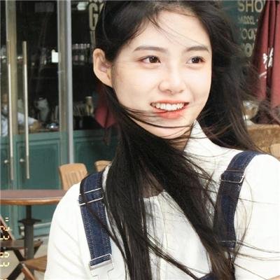 小孩好黑
